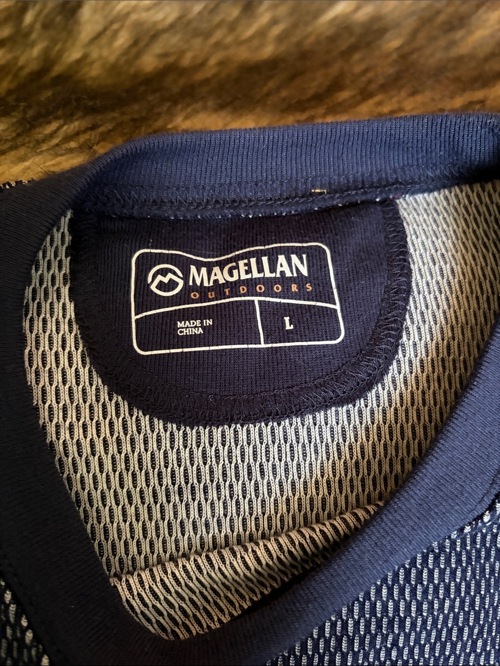 Magellan Men's Blue Knit Outdoor Cold Weather Long Sleeve Top Size large - Picture 2 of 11